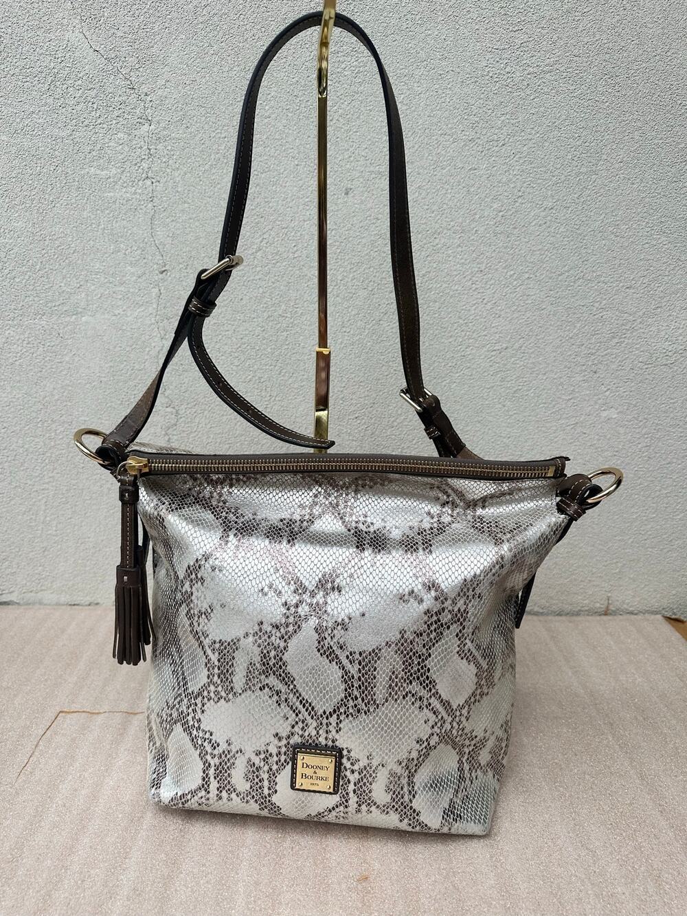 EUC Dooney & Bourke Kitney Dixon Crossbody Bag Silver Python Snake Print Leather